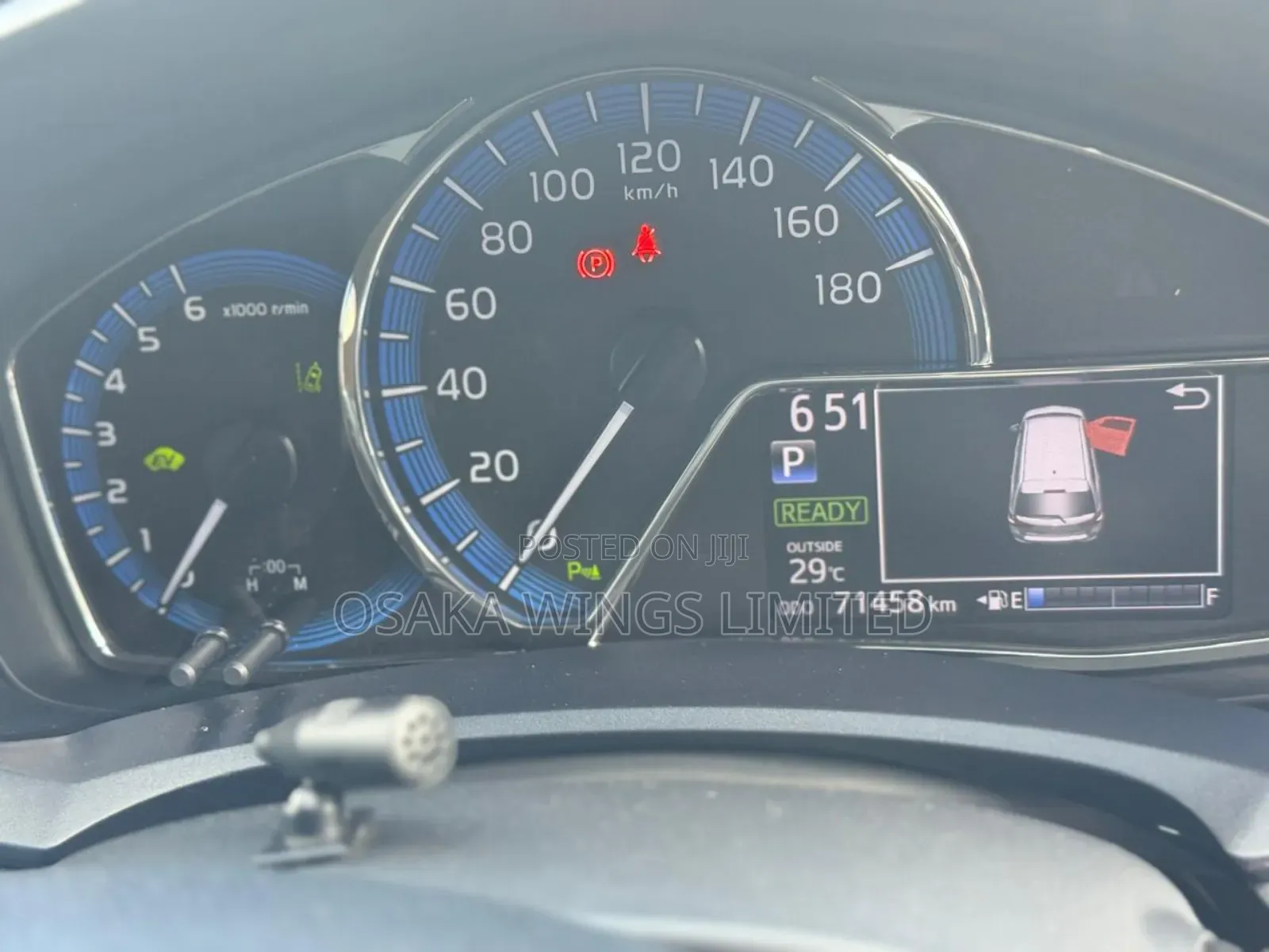 Toyota Corolla Fielder 1.5 Hybrid FWD 2018 Pearl