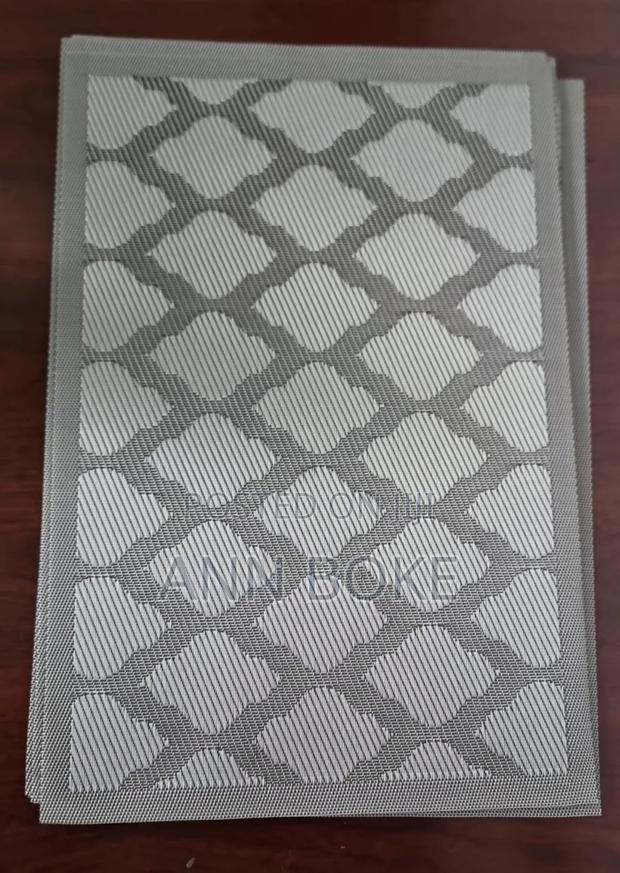 *New Arrival*
Woven PVC Table Mats - thumbnail 10