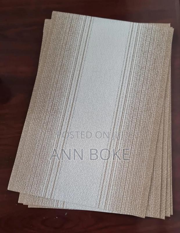 *New Arrival*
Woven PVC Table Mats - thumbnail 15