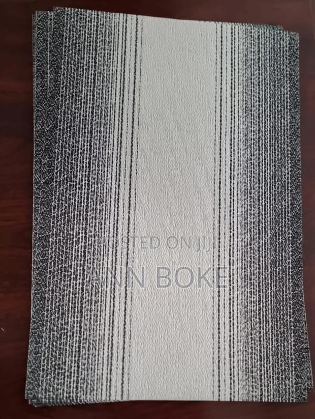 *New Arrival*
Woven PVC Table Mats - thumbnail 17