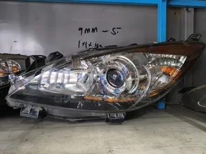 Mazda Axela 2007/2008 Headlight Available