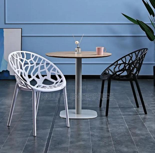 Simple Leisure Dining Chair - main view