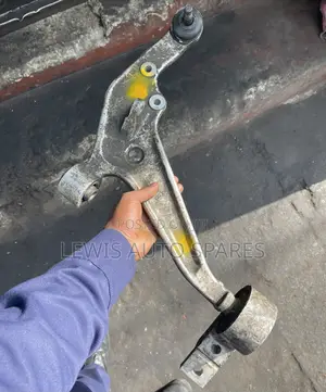 Xtrail Nt30 Suspension Arm