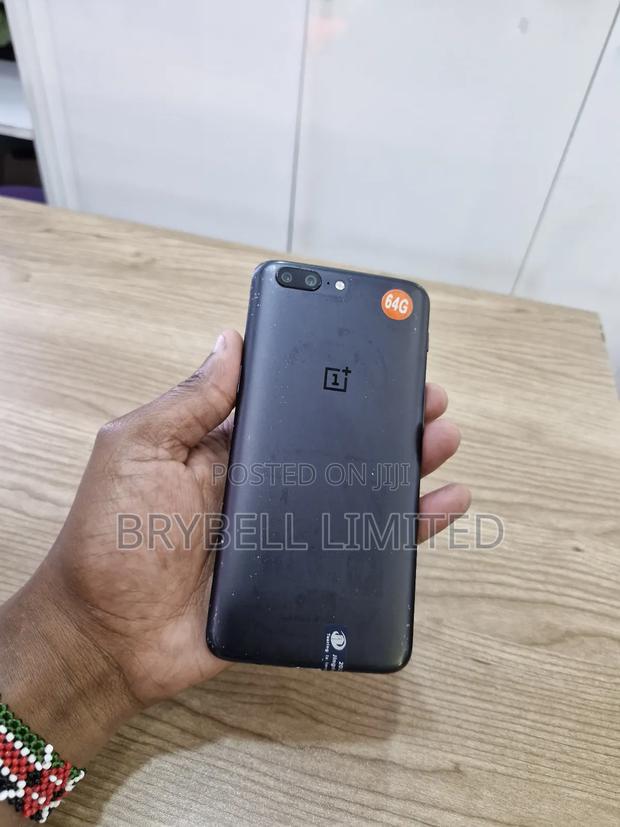 OnePlus 5 64 GB Gray - thumbnail 4