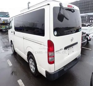 Toyota HiAce 2019 White