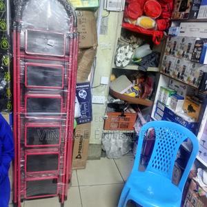 6 Step Steel Ladder - thumbnail 2