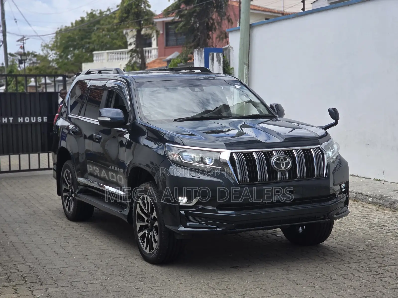 Toyota Land Cruiser Prado 2018