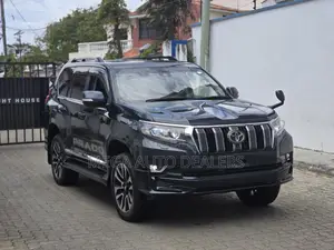 Toyota Land Cruiser Prado 2018