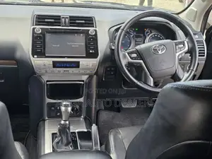 Toyota Land Cruiser Prado 2018