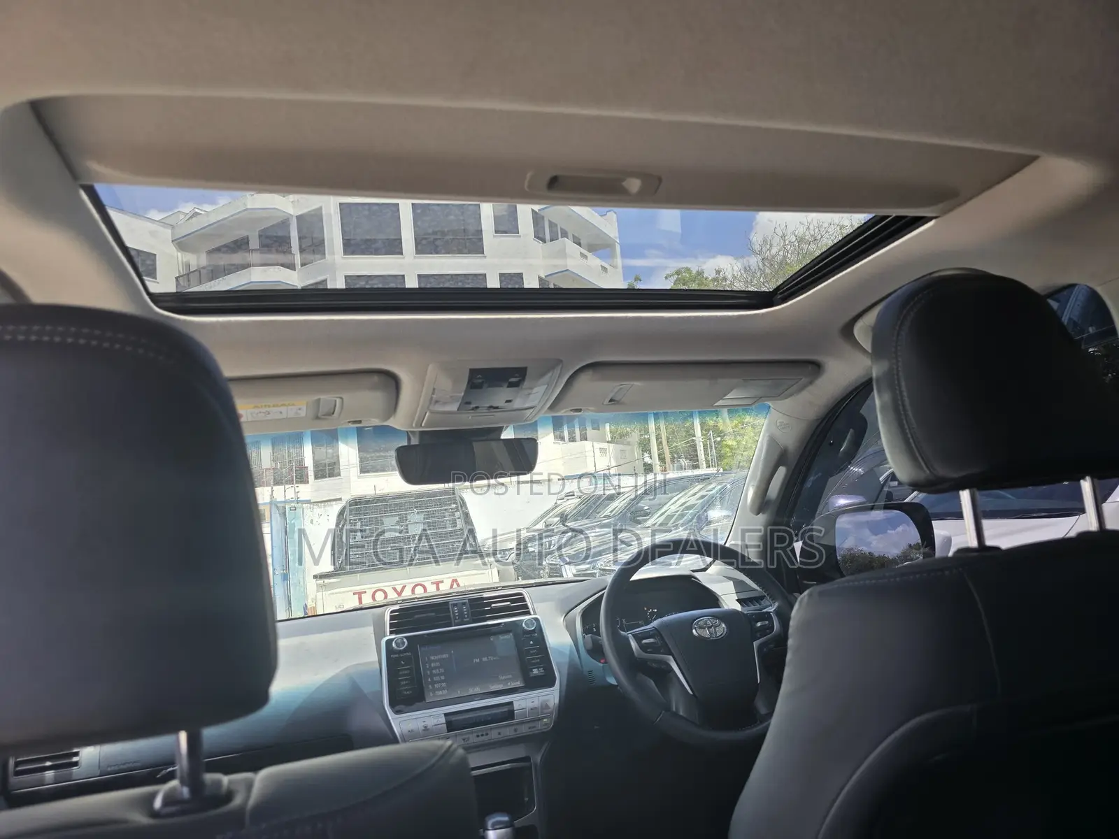 Toyota Land Cruiser Prado 2018 Silver
