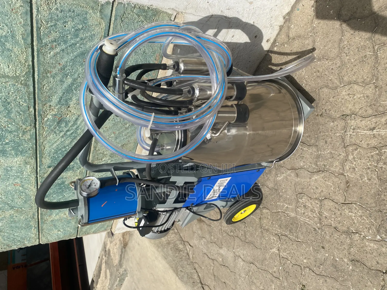 Bucket Milker/Bucket-Type Milking Machine