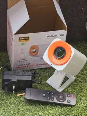 Luma Cast Smart Full Hd Projector