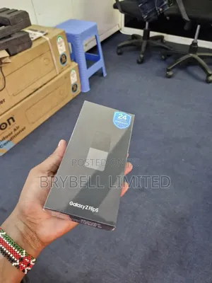New Samsung Galaxy Z Flip 5 256 GB Green
