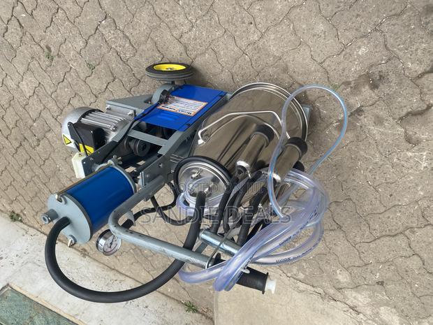 Farm Fresh Milking Machine - thumbnail 3