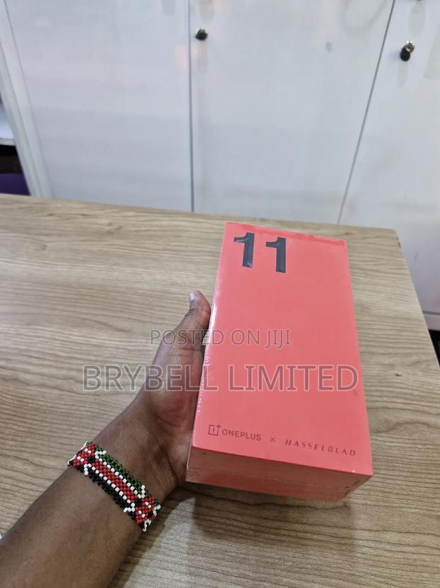 New OnePlus 11 256 GB Black - thumbnail 3