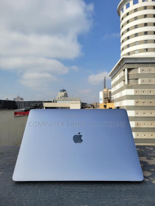 Laptop Apple MacBook Pro 2017 16GB Intel Core I7 SSD 512GB - thumbnail 5