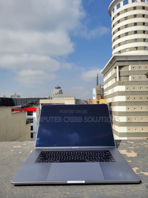 Laptop Apple MacBook Pro 2017 16GB Intel Core I7 SSD 512GB - thumbnail 4
