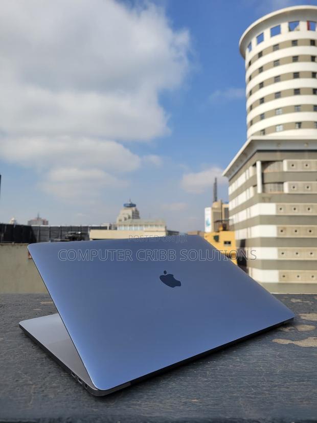 Laptop Apple MacBook Pro 2017 16GB Intel Core I7 SSD 512GB - thumbnail 6