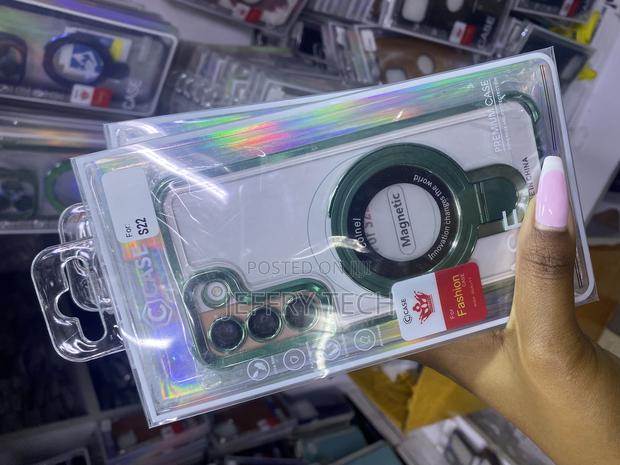 Tnarru Clear Samsung Galaxy S22 Case With Magnetic Stand - thumbnail 3