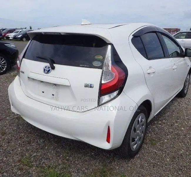 Toyota Aqua 2019 White