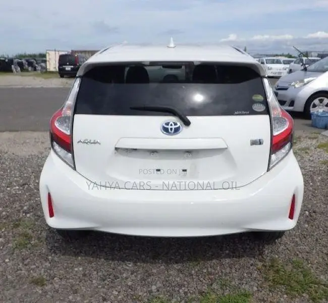 Toyota Aqua 2019 White