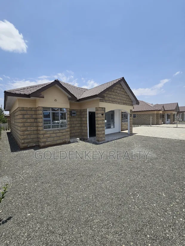 4bdrm Bungalow in Kitengela for sale