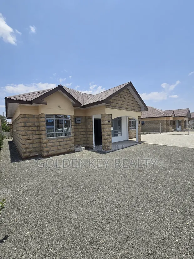4bdrm Bungalow in Kitengela for sale