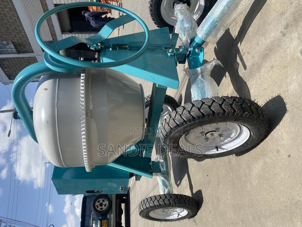 Professional Grade 400l Mixer - main view