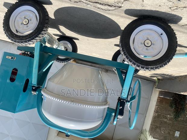 Professional Grade 400l Mixer - thumbnail 2