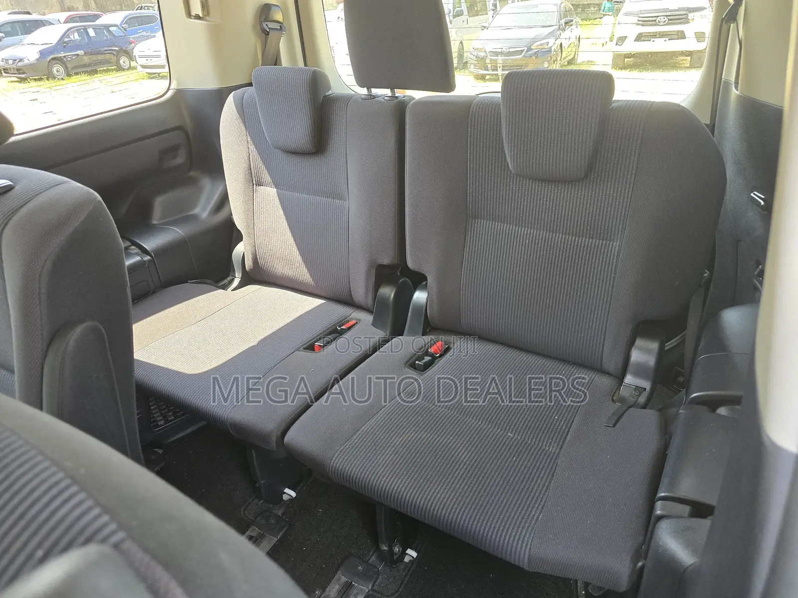 Toyota Voxy 2018 White