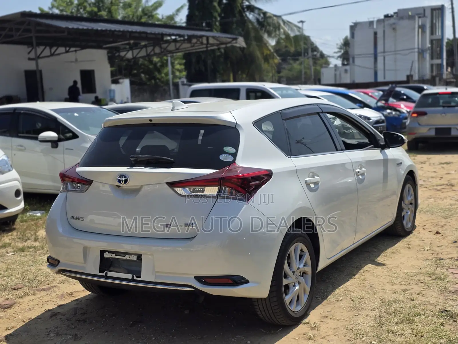 Toyota Auris 2018 White