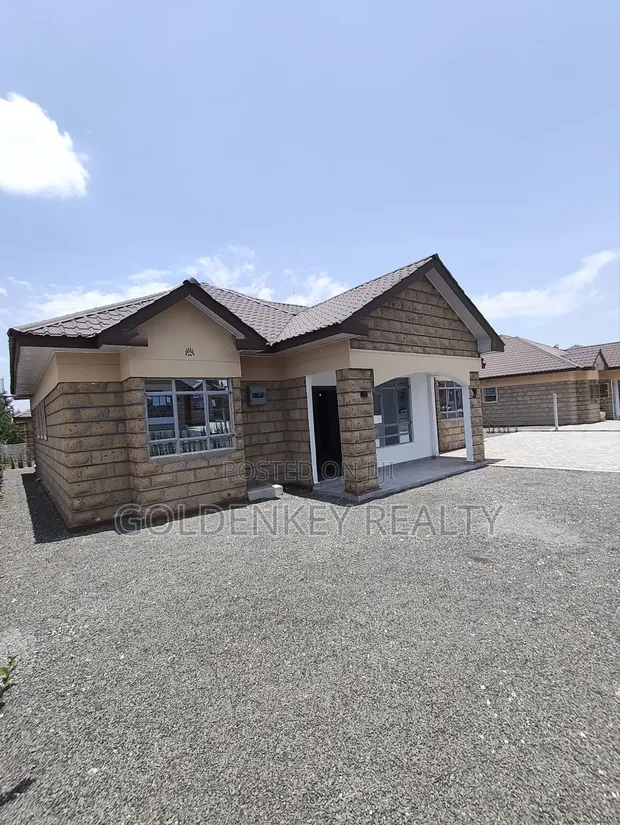 4bdrm Bungalow in Kitengela for sale