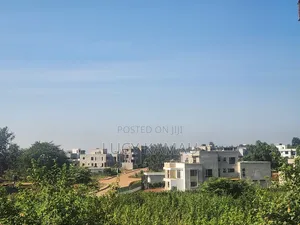 Prime Fully Serviced 1⁄4 Acre Gated Community Plots