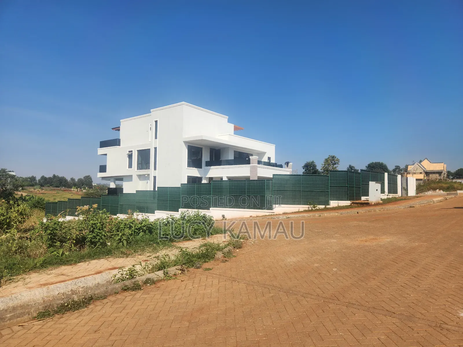 Prime Fully Serviced 1⁄4 Acre Gated Community Plots