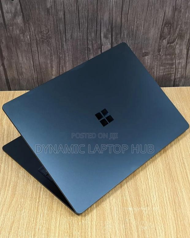 Laptop HP 16GB Intel Core I7 SSD 512GB - main view