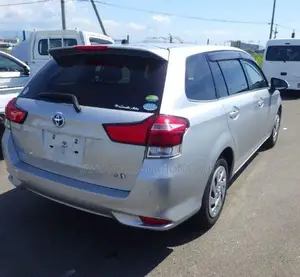 Toyota Corolla Fielder 2019 Silver