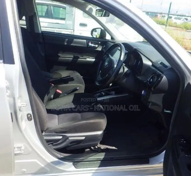 Toyota Corolla Fielder 2019 Silver