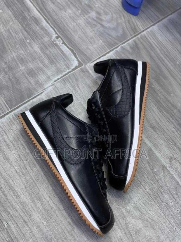 Black Nike Cortez Sneakers - thumbnail 3