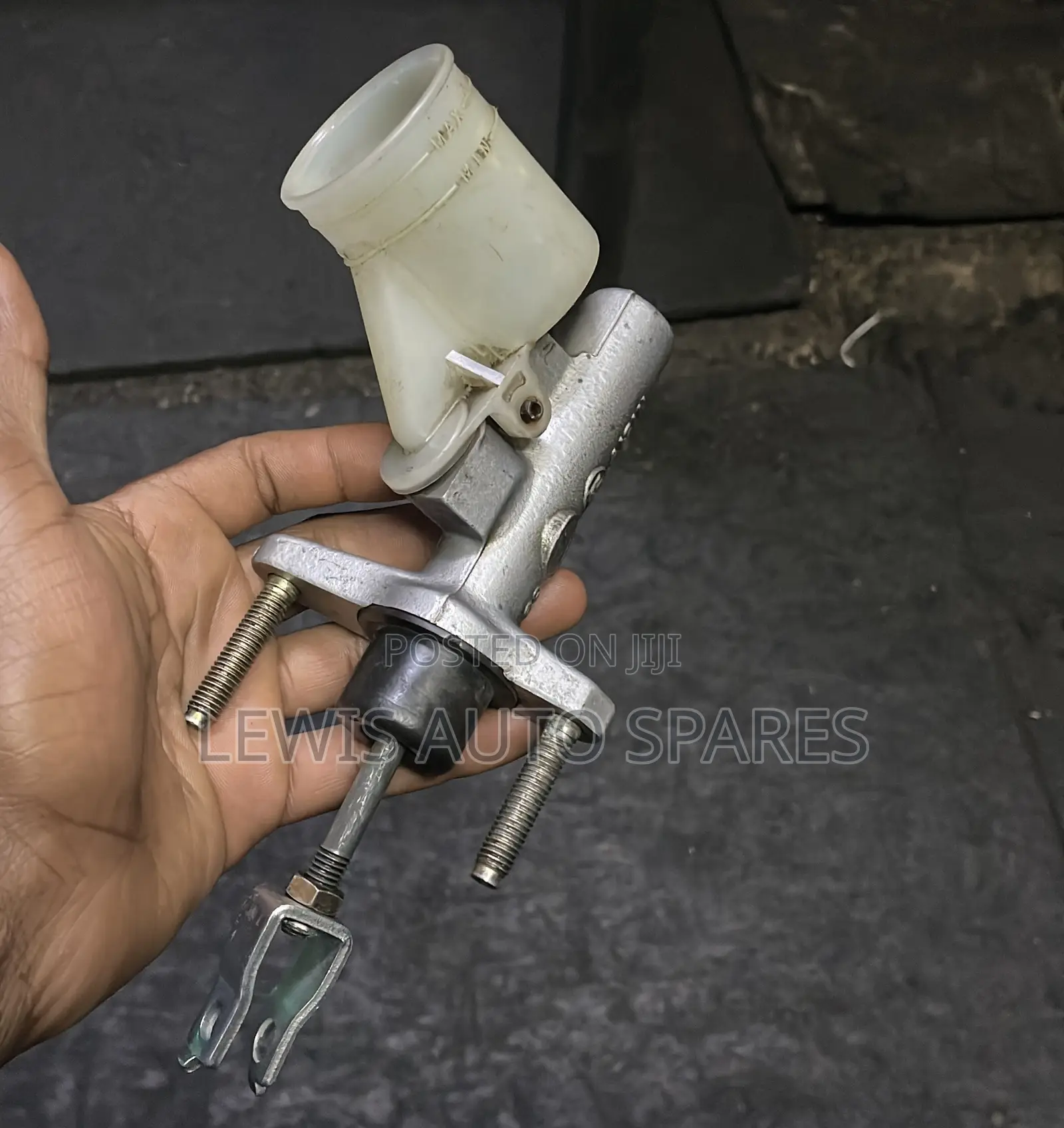 Toyota L Touring Upper Clutch Cylinder