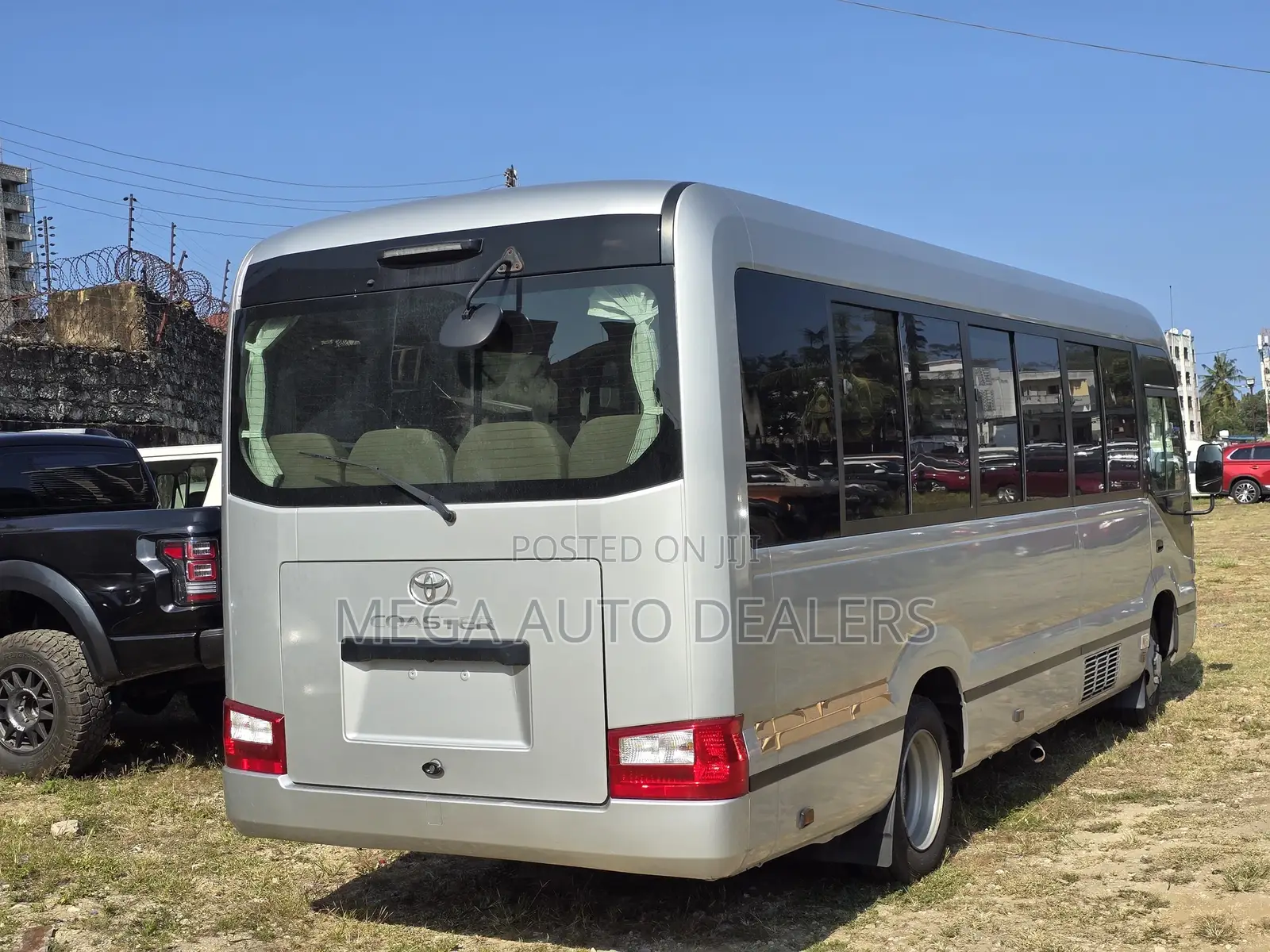 Toyota Coaster 2018