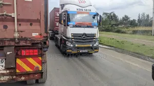 Transit Trailers for Goods Transportation Are Available