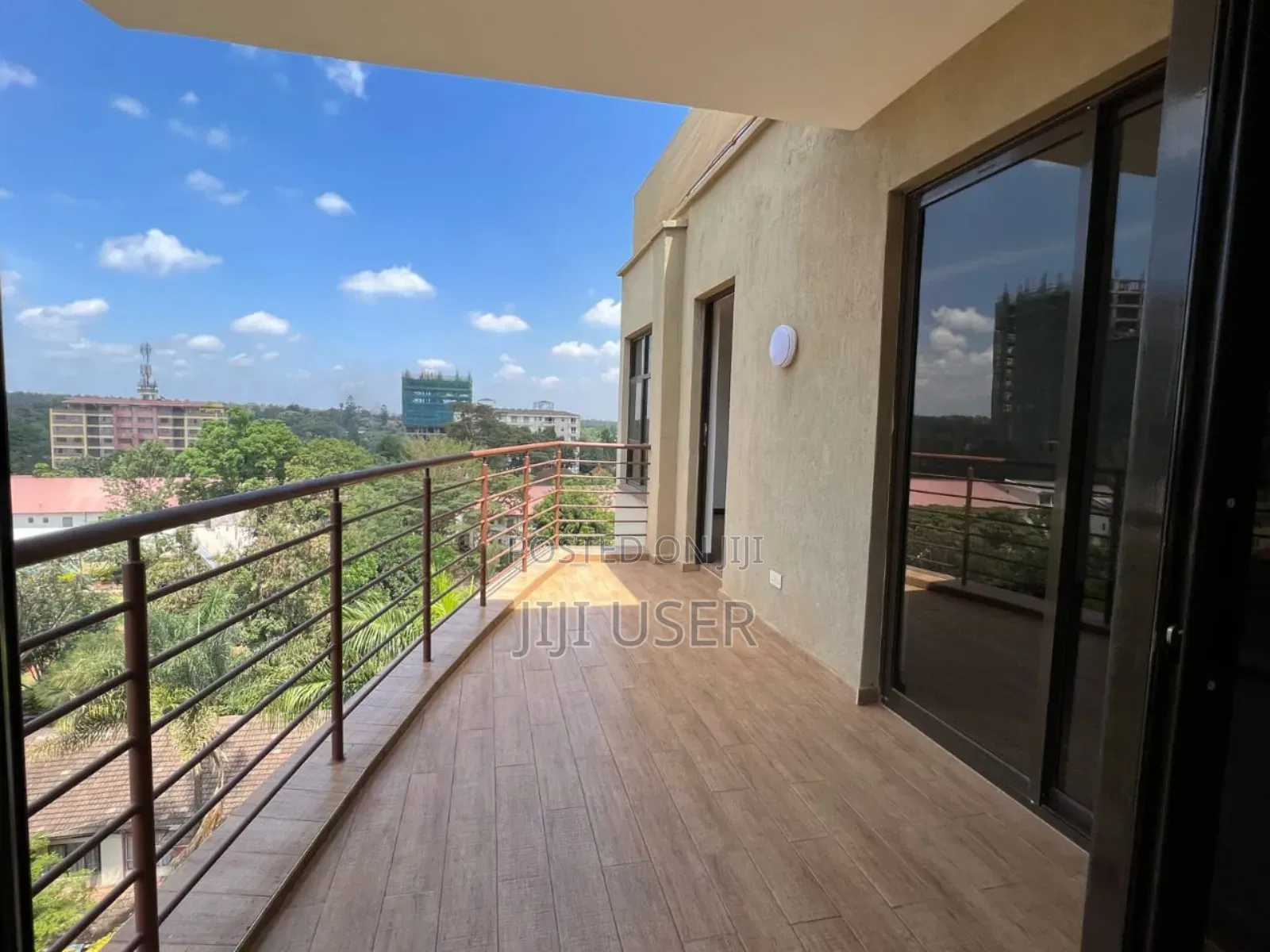 3bdrm Apartment in Parklands for rent