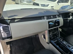 Land Rover Range Rover Vogue 2020 Pearl