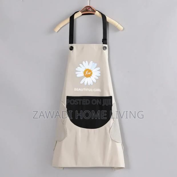 Sunflower Waterproof Adults Kitchen Aprons With Side Wipes - thumbnail 4