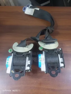 Axio/ Fielder Seatbelts