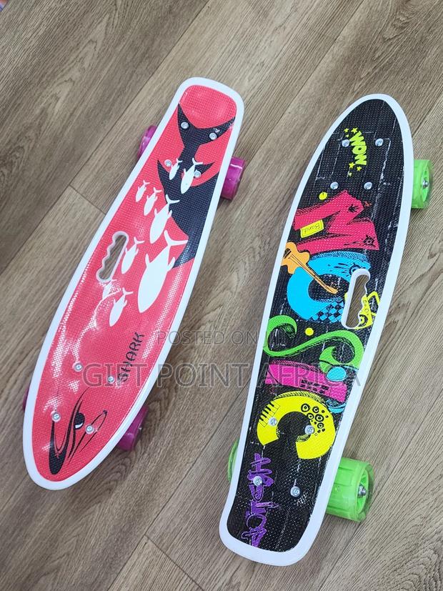 Skateboard For Kids With Rubber Wheels