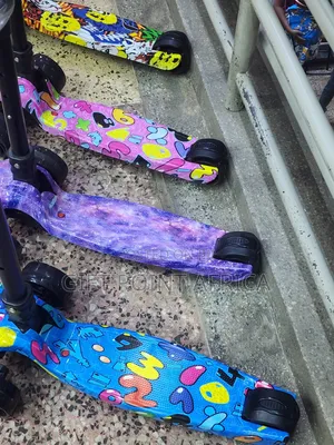 Adjustable Three Wheels Scooters For Kids With Music