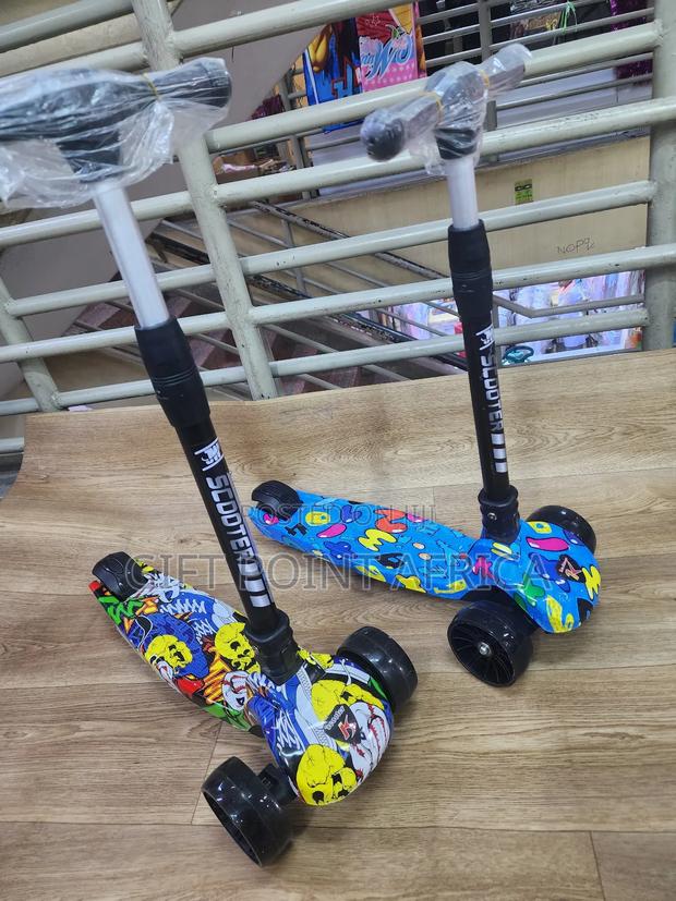 Adjustable Three Wheels Scooters For Kids - main view