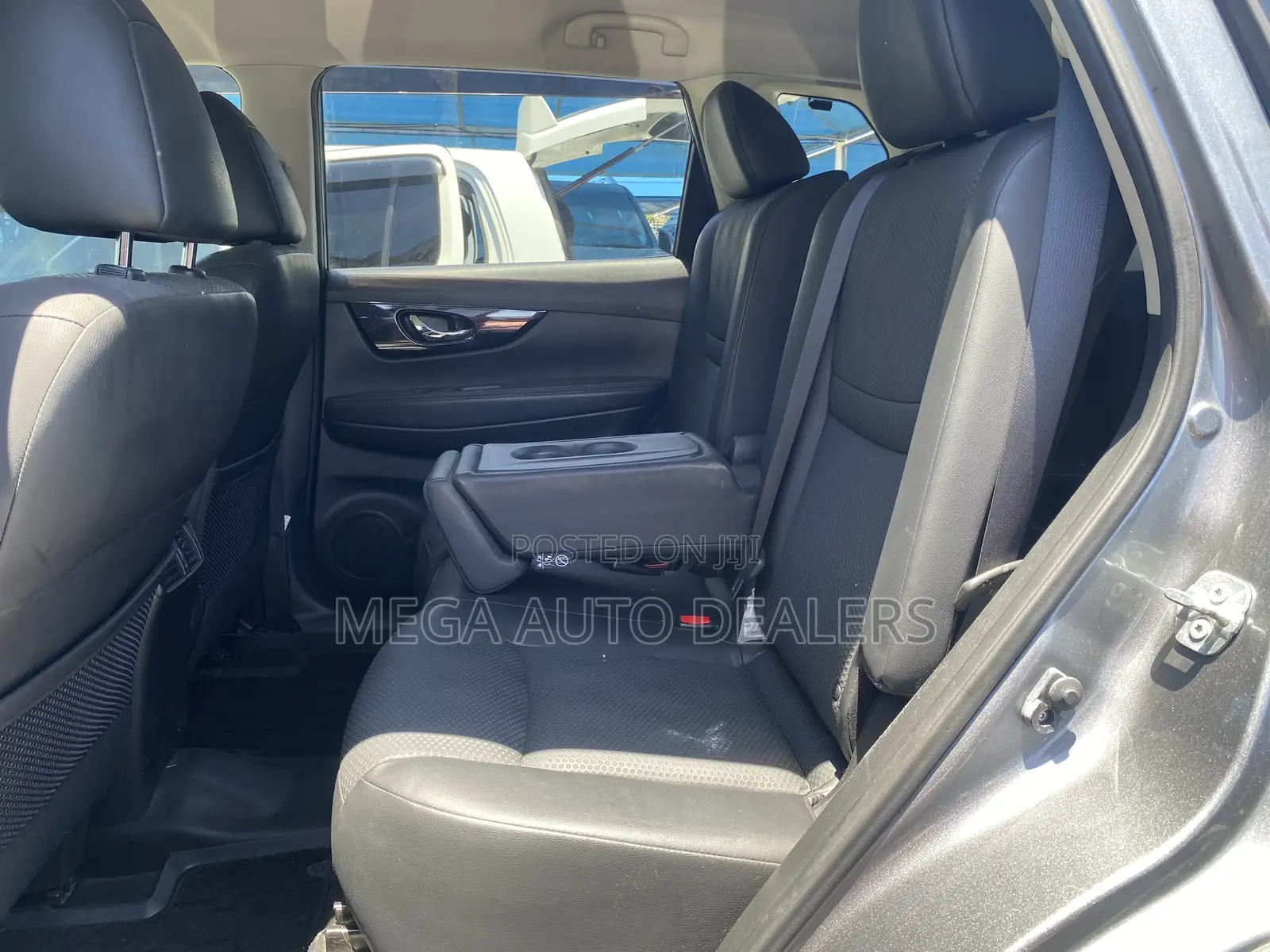 Nissan X-Trail 2018 Gray
