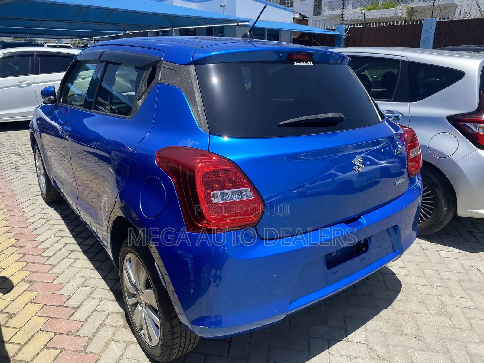 Suzuki Swift 2018 Blue